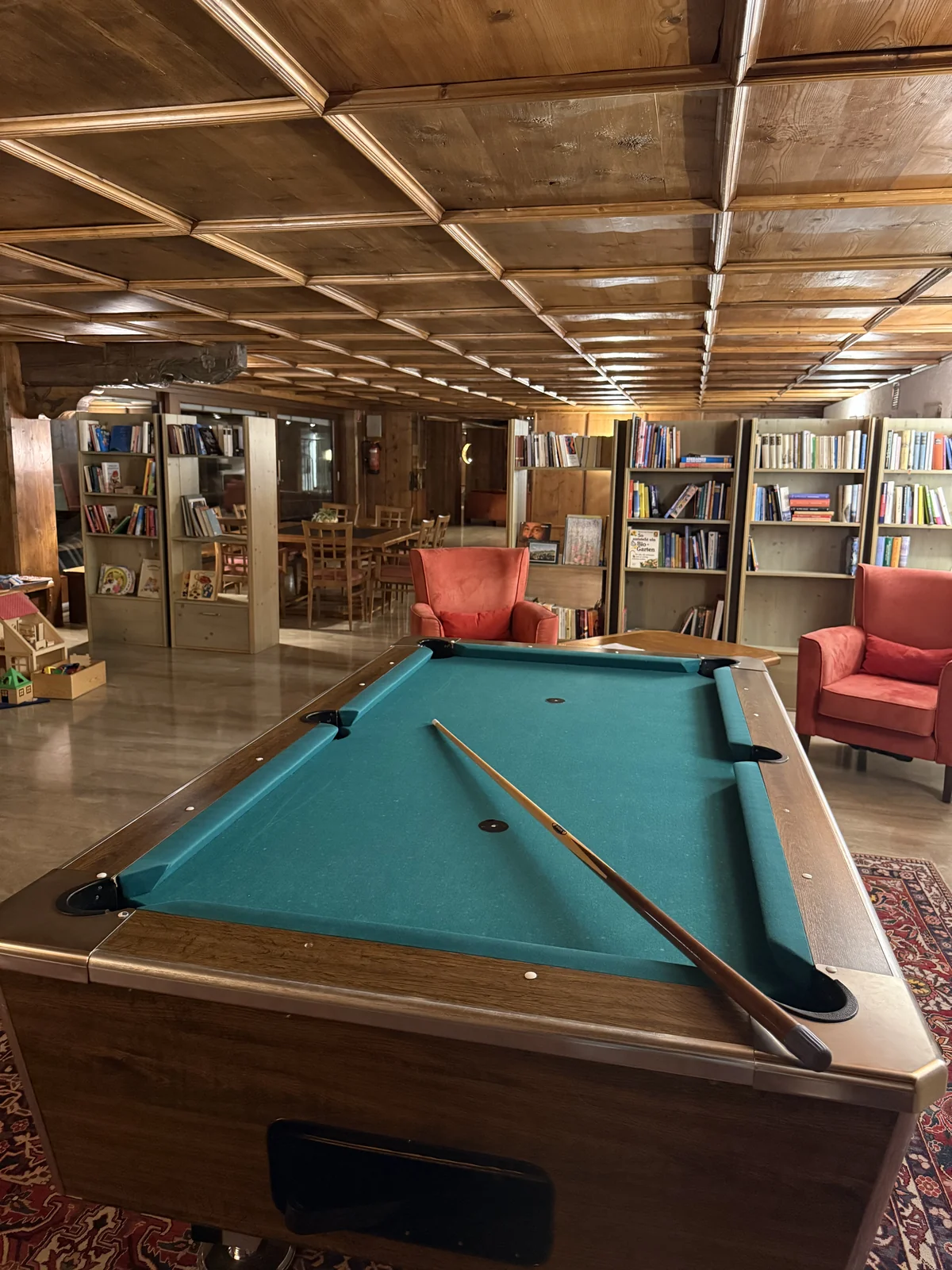 Billardtisch im Appartementhaus Birkenwald